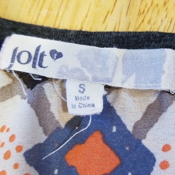 zigzag raglan top - Picture 4 of 4